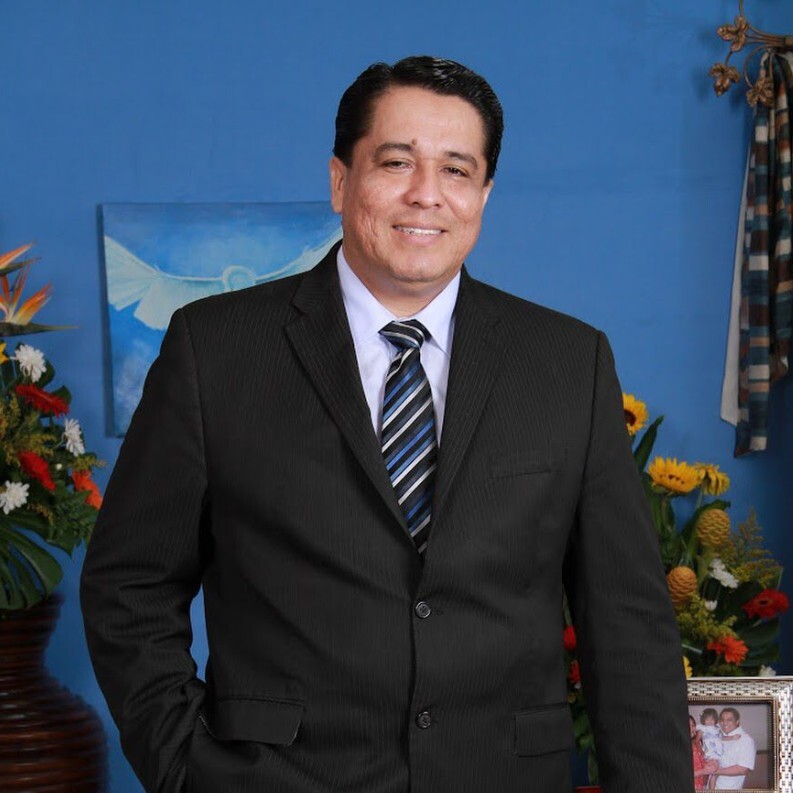 Pastor Roy Santos: «Insto a gobierno que no siga provocando a Dios» Pastor Roy Santos: «Insto a gobierno que no siga provocando a Dios»