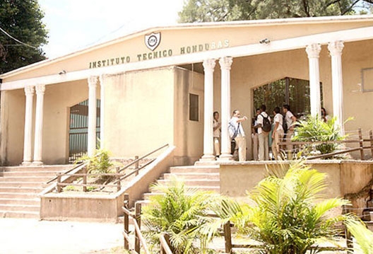 Autoridades del Instituto Técnico Honduras hacen llamado para retomar las clases