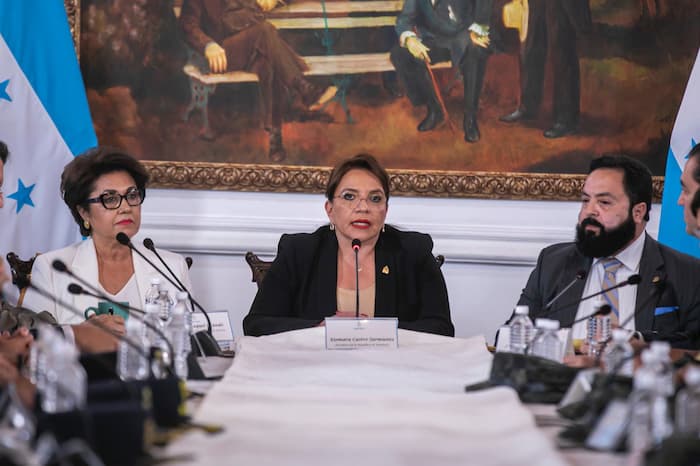 El próximo jueves continuará la reunión entre presidenta Xiomara Castro y cúpula policial El próximo jueves continuará la reunión entre presidenta Xiomara Castro y cúpula policial