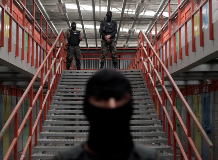 CODEH recomienda convertir las cárceles de máxima seguridad, en recintos generales