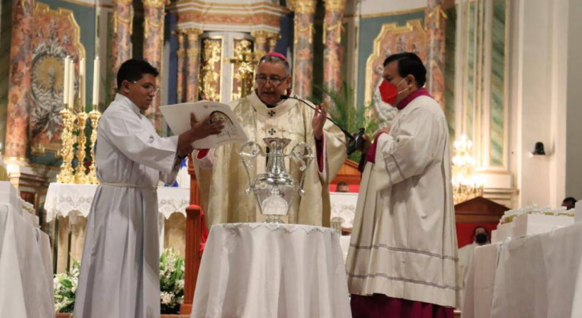 Sacerdote panameño es expulsado de Nicaragua hacia Honduras tras eucaristía Sacerdote panameño es expulsado de Nicaragua hacia Honduras tras eucaristía