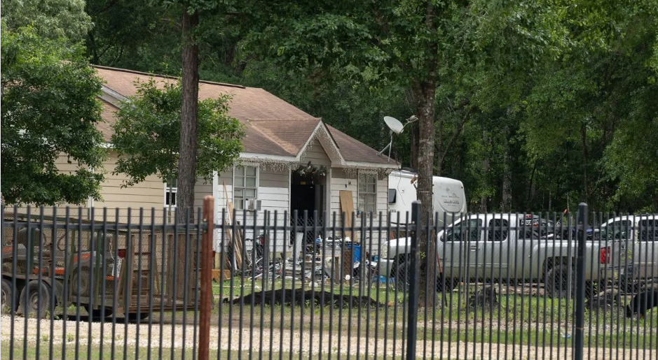 «Podría estar en cualquier parte»: FBI continúa la búsqueda del hombre de Texas que mató a cinco hondureños «Podría estar en cualquier parte»: FBI continúa la búsqueda del hombre de Texas que mató a cinco hondureños