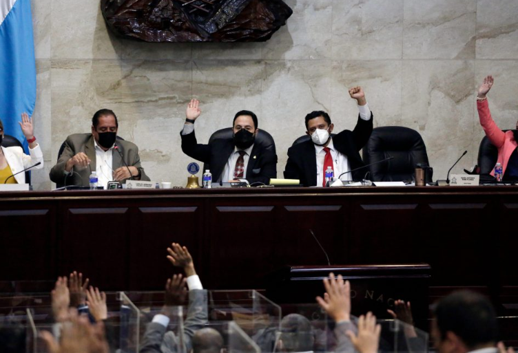 ¡A la garduña! Cada diputado propietario y suplente recibirá 6.5 millones de lempiras del “Fondo Departamental”