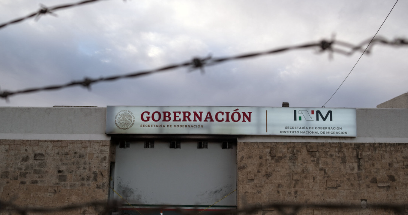 Repatriación y exigencia de renuncias: Tragedia de Ciudad Juárez atiza crisis migratoria en México