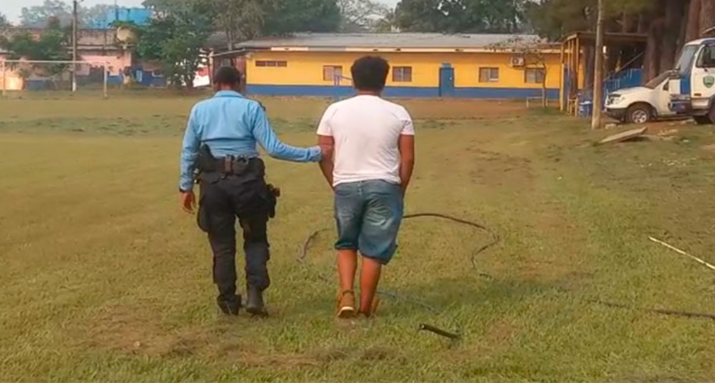 Capturan a un menor que violaba a su prima de ocho años en Atlántida