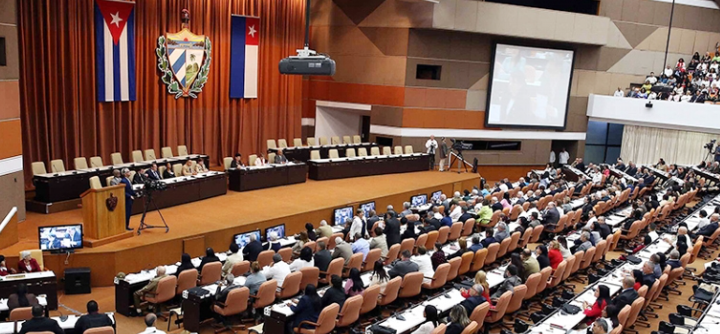 El Parlamento cubano ratifica a Díaz-Canel como presidente
