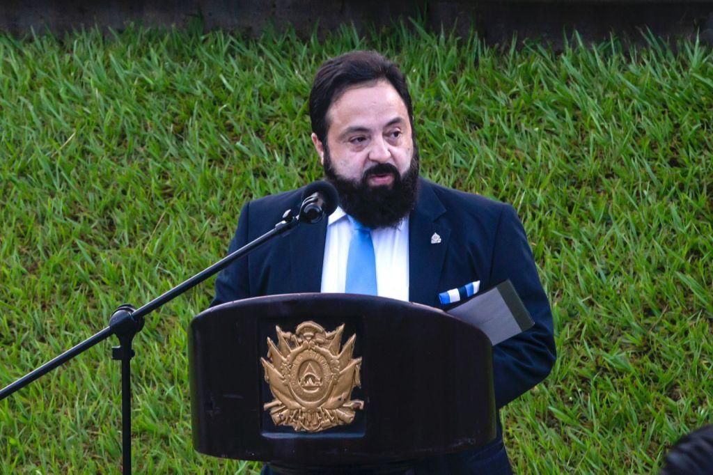 Luis Redondo: “Me piden beneficios, y como no les doy, arremeten con difamación, apología al odio, y campañas perversas”