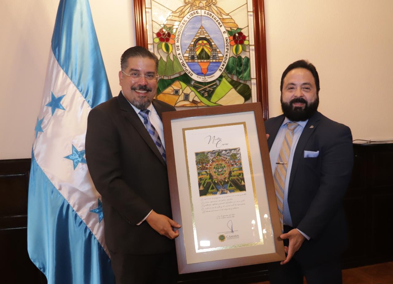 Presidente Redondo recibió al presidente de la Cámara de Representantes de Puerto Rico y al secretario ejecutivo de Foprel