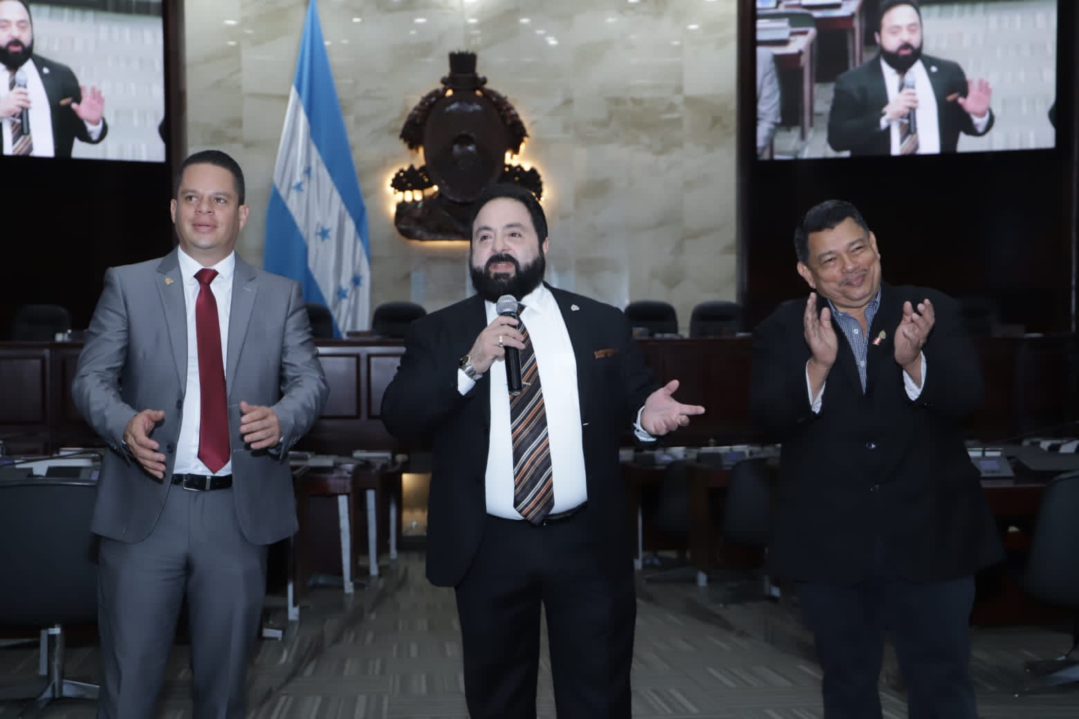 Presidente Luis Redondo abre las puertas del Congreso al pueblo de Olancho