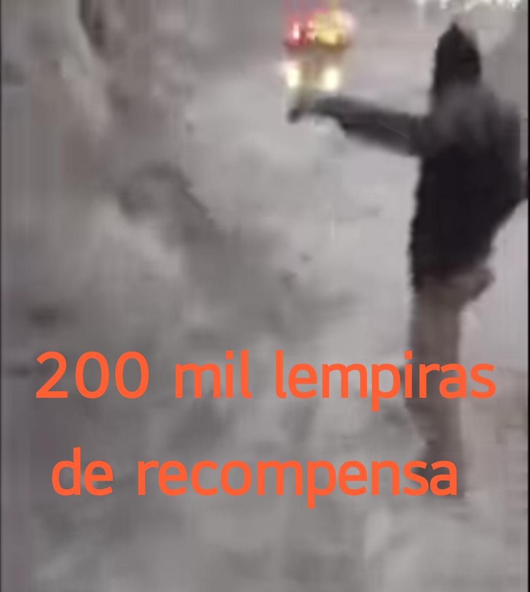 Policía Nacional ofrece recompensa por información de delincuentes que dispararon a un bus en la zona oriental Policía Nacional ofrece recompensa por información de delincuentes que dispararon a un bus en la zona oriental