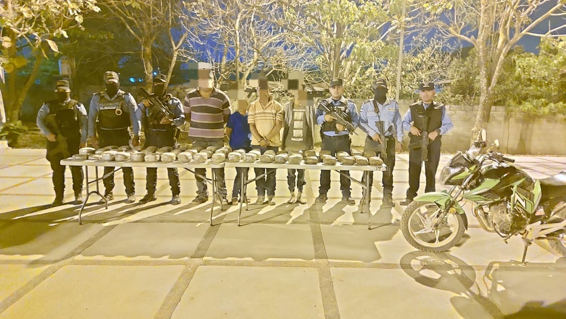 Desarticulan y detienen a cuatro miembros de presunta banda delictiva que operaba en Comayagua Desarticulan y detienen a cuatro miembros de presunta banda delictiva que operaba en Comayagua