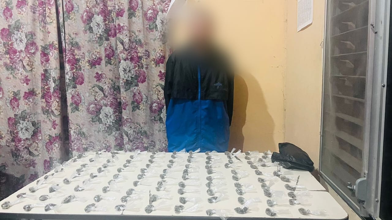 En Santa Bárbara, mediante allanamiento policías de la UDEP-16 arrestan a un sujeto por tráfico de drogas