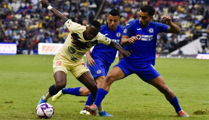 El América lucha por clasificarse a los cuartos en derbi ante el Cruz Azul El América lucha por clasificarse a los cuartos en derbi ante el Cruz Azul