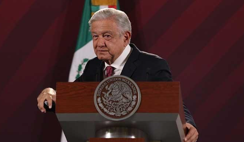 Una comisión del Congreso de Perú debate este lunes una moción de rechazo a López Obrador