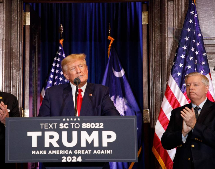 Trump promete acabar con derecho a ciudadanía por nacimiento para hijos de inmigrantes en EEUU