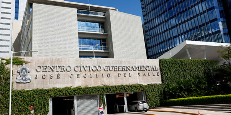 Ni el CCG se salva de los cortes de agua en la capital