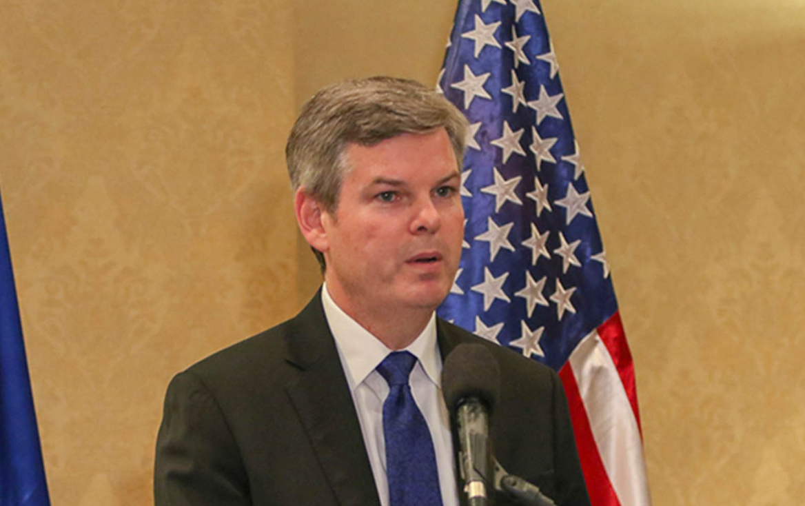 El embajador de EEUU en Nicaragua denunció la brutal represión del régimen de Ortega al concluir su misión en Managua