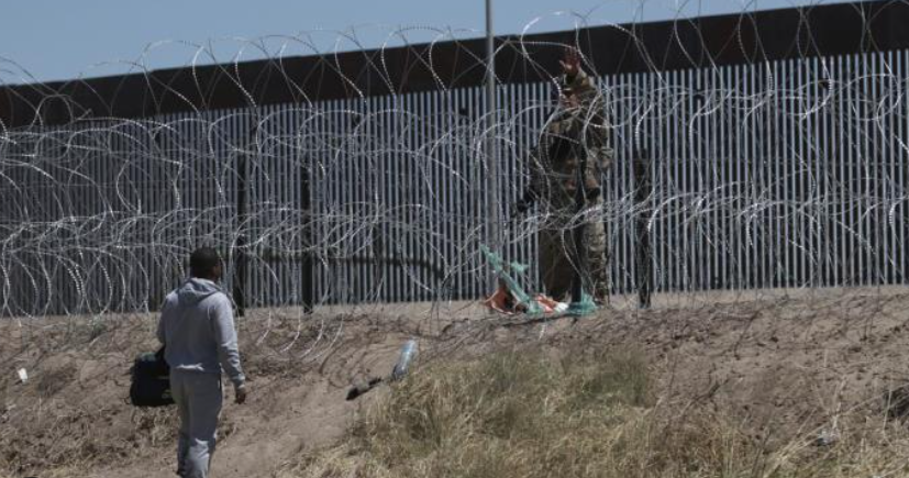 México “respeta” el despliegue de militares estadounidenses en la frontera México “respeta” el despliegue de militares estadounidenses en la frontera