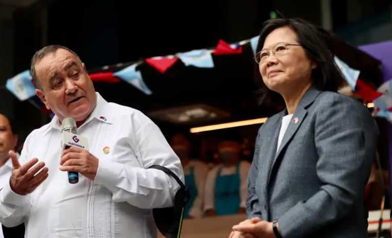 Guatemala responde a China que Taiwán “seguirá siendo su principal aliado”