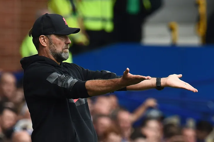 La FA acusa a Klopp por sus comentarios contra el árbitro