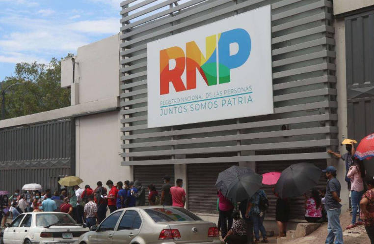 RNP enrolará a menores de 17 años para concederles documento de identificación