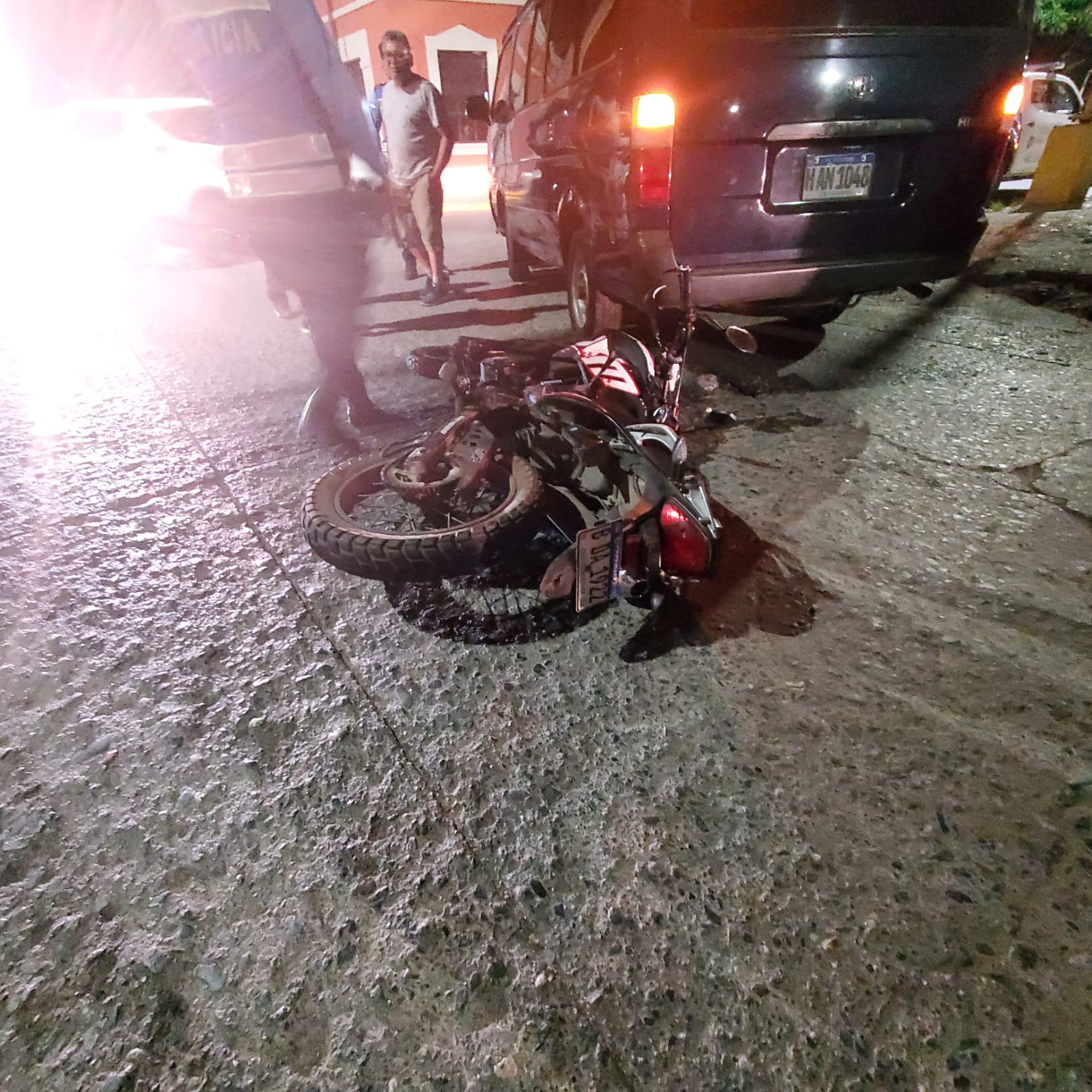 Agentes de Vialidad y Transporte capturan a supuesto ladrón de motocicletas Agentes de Vialidad y Transporte capturan a supuesto ladrón de motocicletas