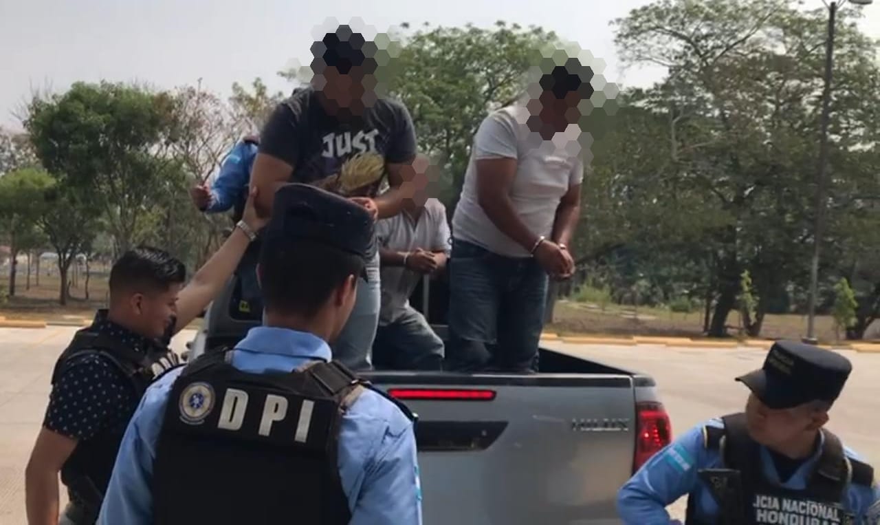Policía Nacional detiene a tres individuos por asesinato, entre ellos dos exalcaldes del municipio de Piraera, Lempira