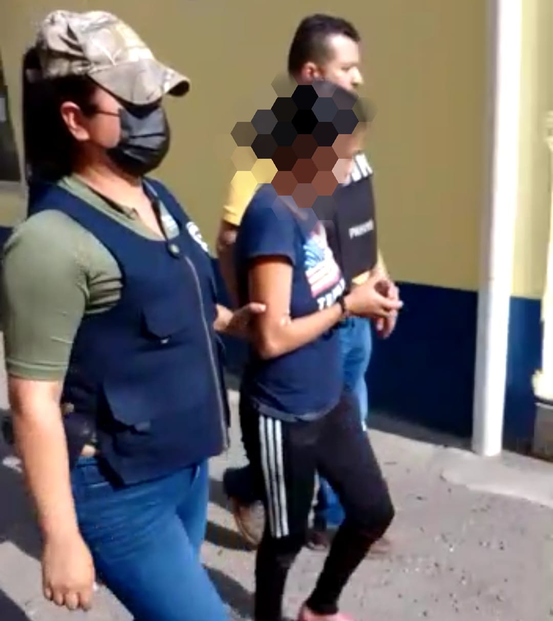 DPI captura supuesta integrante de la banda delictiva «El combo que no se deja» por el delito de asesinato DPI captura supuesta integrante de la banda delictiva «El combo que no se deja» por el delito de asesinato