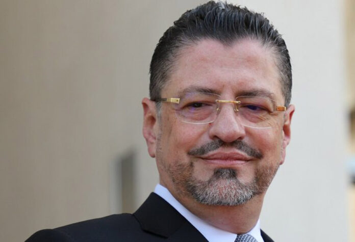 Costa Rica busca inversión de Medio Oriente y dice que China «queda debiendo»