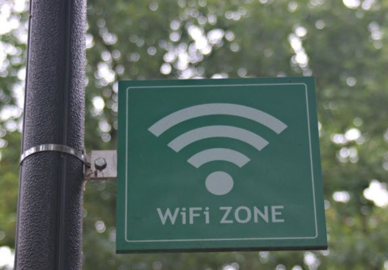 ¿Qué información personal está en peligro cuando se conecta al Wi-Fi público? ¿Qué información personal está en peligro cuando se conecta al Wi-Fi público?