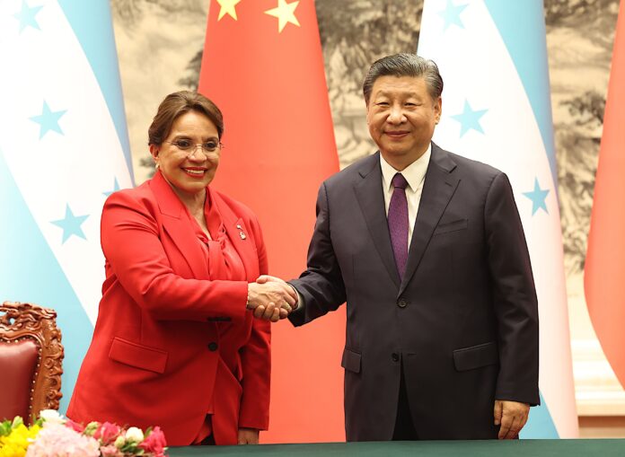 Presidenta Xiomara Castro firma Declaración Conjunta con Xi Jinping