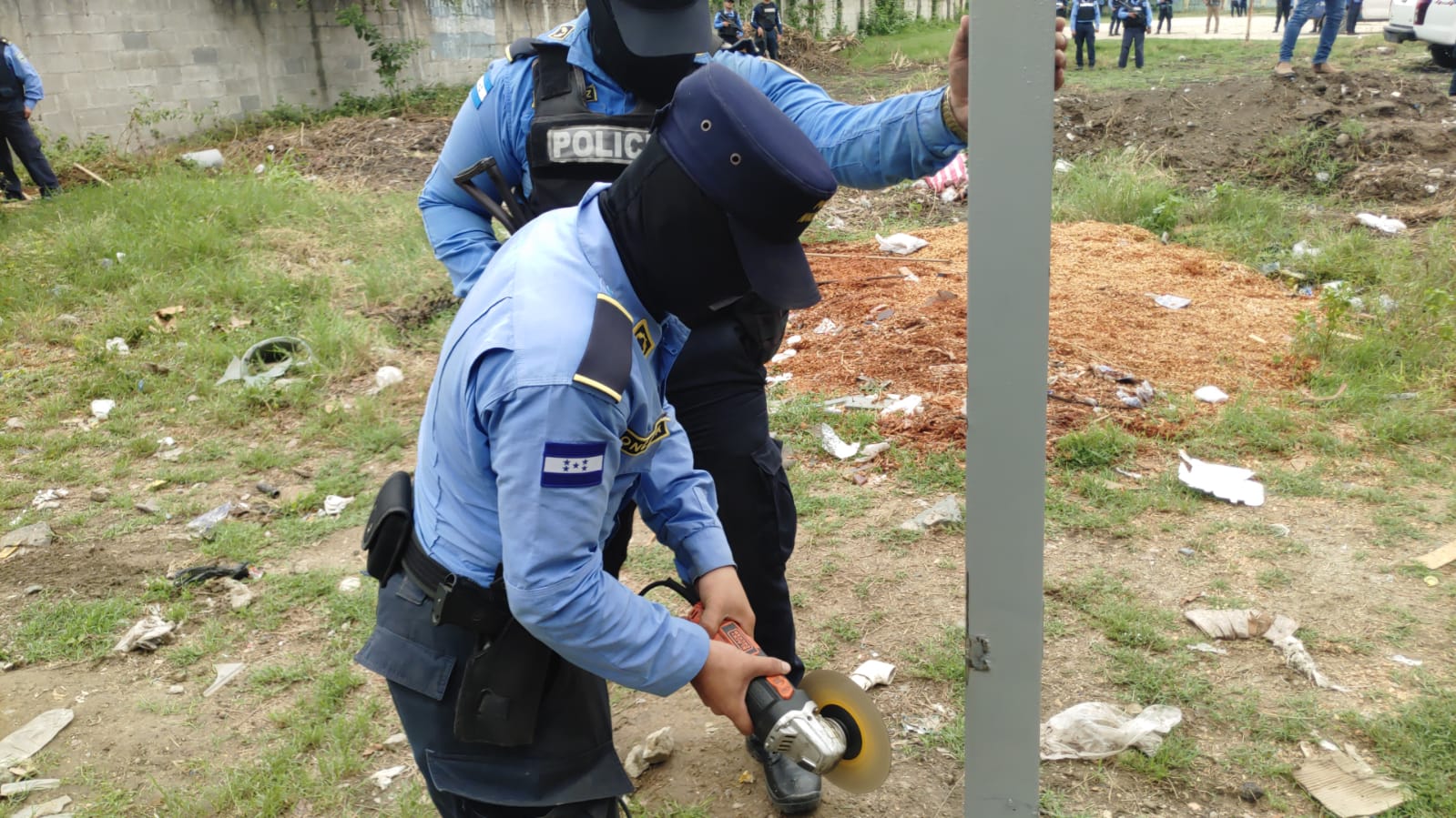 Ministro de Seguridad Dr. Gustavo Sánchez lidera Operación Candado en el  Valle de Sula para recuperar espacios restringidos por grupos delictivos
