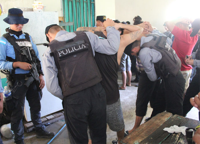 Operación Refundación Penitenciaria II es realizada en penal de Olanchito