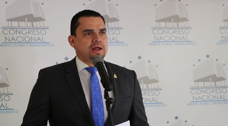 Zambrano cuestiona al gobierno de Libre por su postura contra CNA y la ONU