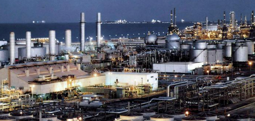 Sube el precio del petróleo tras anuncios de recortes de producción de Arabia Saudita y Rusia