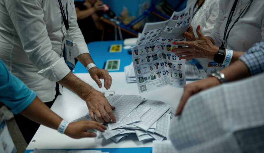 Guatemala: La Corte de Constitucionalidad ordenó no oficializar resultados de elecciones