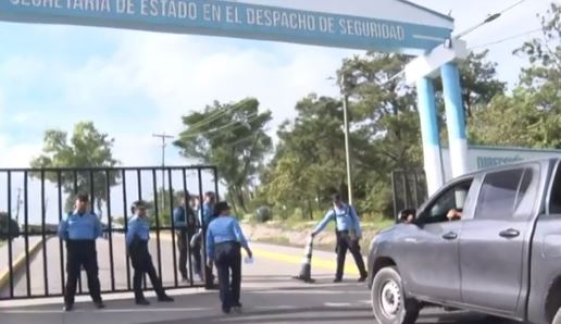 Bajo resguardo amanecen instalaciones del Sistema Nacional de Emergencia 911