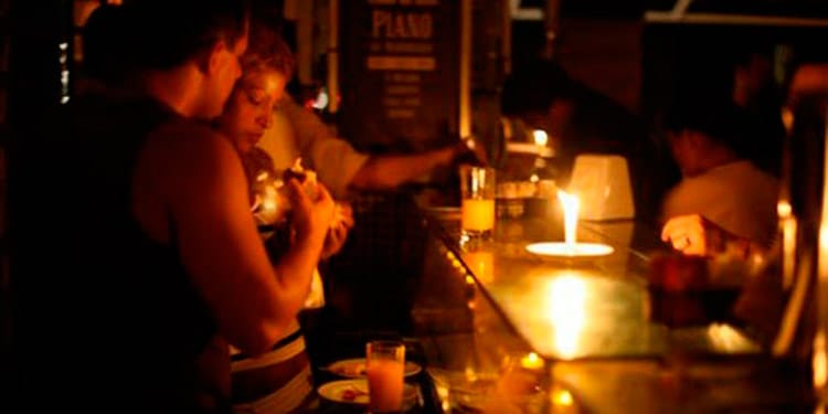 Crisis: Apagones en Tocoa dejan pérdidas económicas del 40%, dice Cámara de Comercio