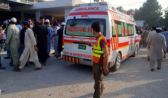 Suben a 54 los muertos en atentado en Pakistán Suben a 54 los muertos en atentado en Pakistán