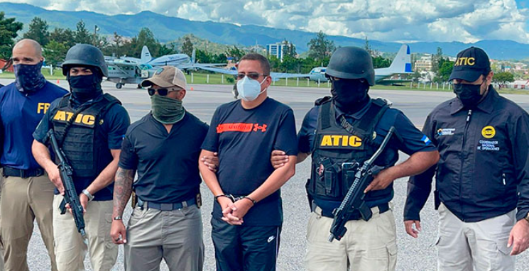 FBI reconoce a aperadores que participaron en captura de Fredy Mármol