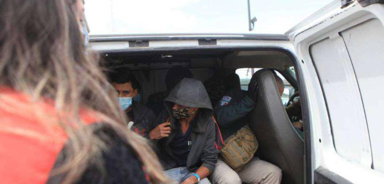 HÉCTOR AMADOR: Detienen a 72 migrantes hondureños en Veracruz, México