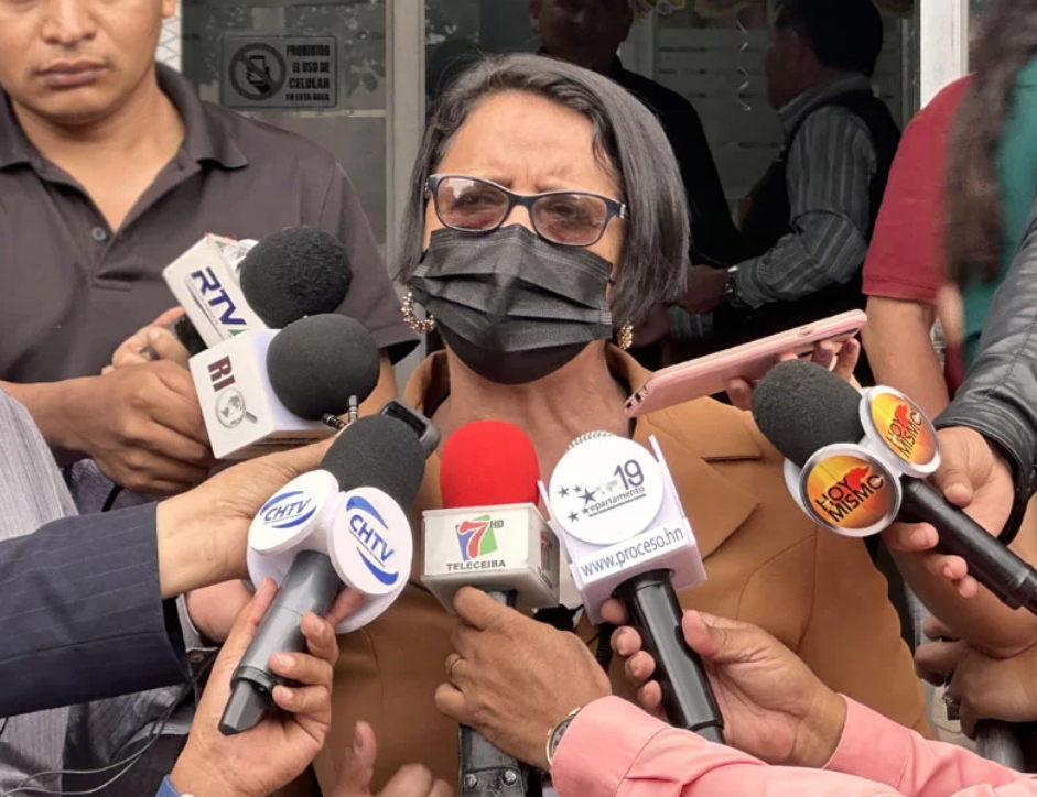 Dos fiscalías rechazan denuncias contra Ministra de Derechos Humanos