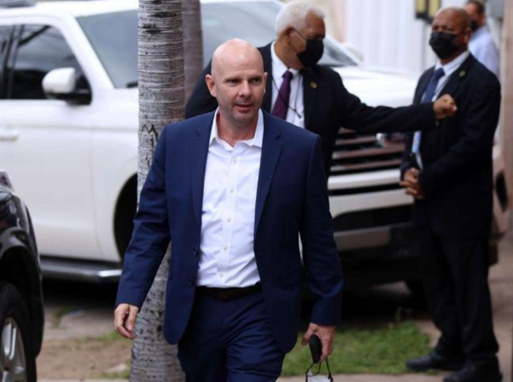 Pedro Barquero, advierte que el gobierno anunciará emergencia en el sector energía, para hacer compras directas