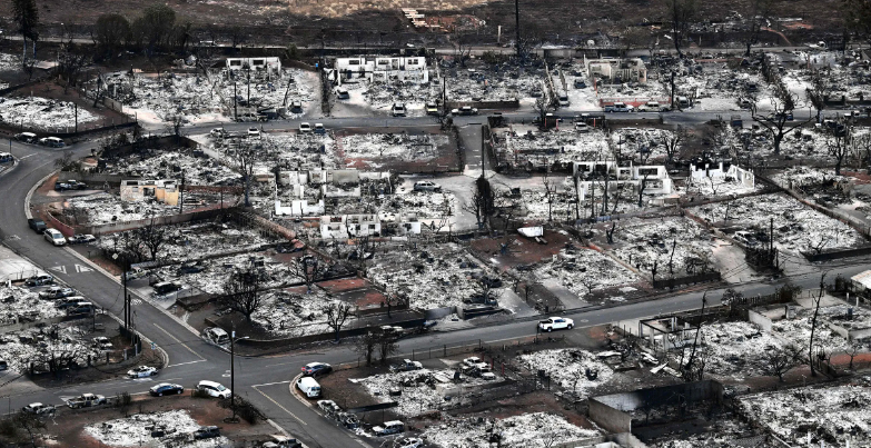 Ascienden a 106 los muertos por los incendios de Hawái