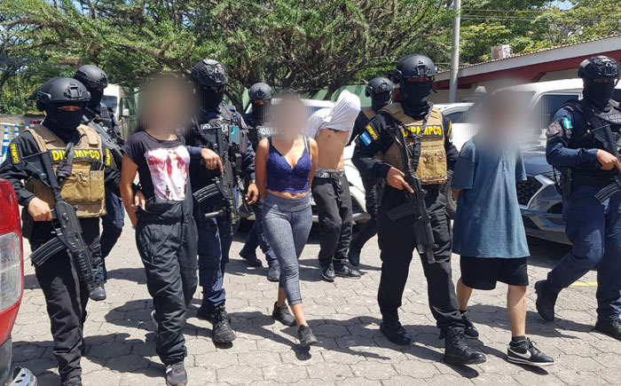 Cinco miembros de la Pandilla 18 son capturados en Tegucigalpa Cinco miembros de la Pandilla 18 son capturados en Tegucigalpa
