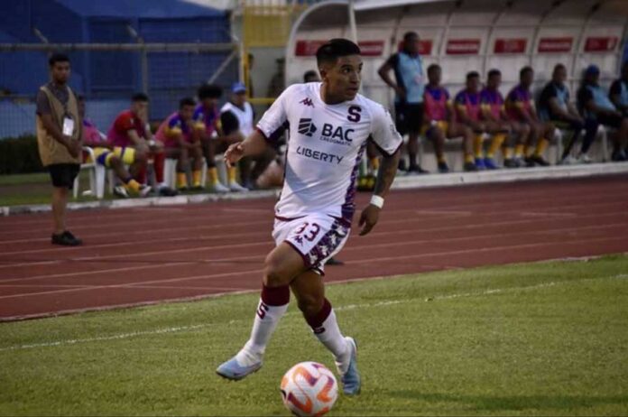 Michael Chirinos debuta con gol y Saprissa es líder en la Copa Centroamericana de la Concacaf