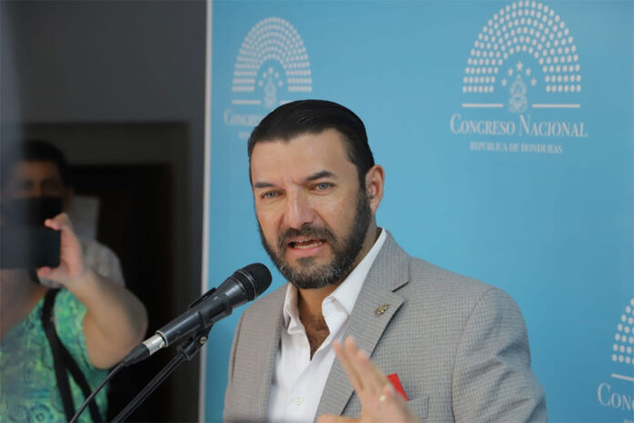 Rasel Tomé acepta derrota y pide a Libre no buscar “excusas” ni “culpables”: “El pueblo no se equivocó”