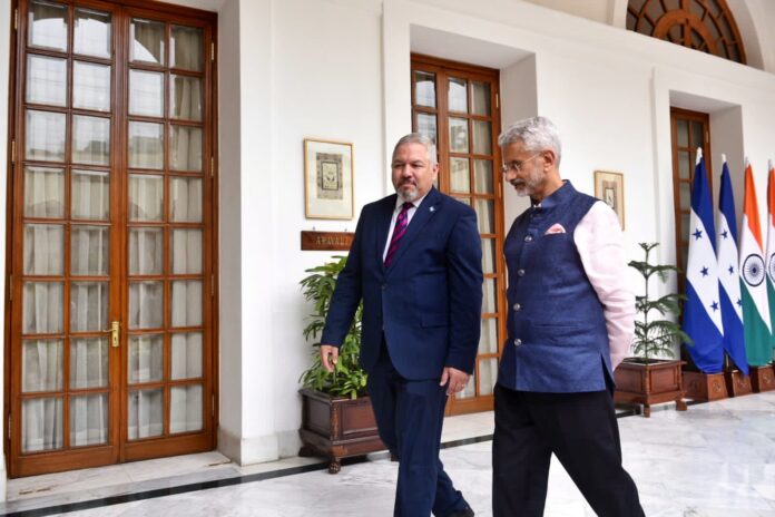 Honduras manifiesta interés de adhesión al BRICS