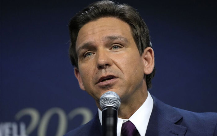 DeSantis reemplaza a jefa de campaña en intento por remontar como precandidato republicano