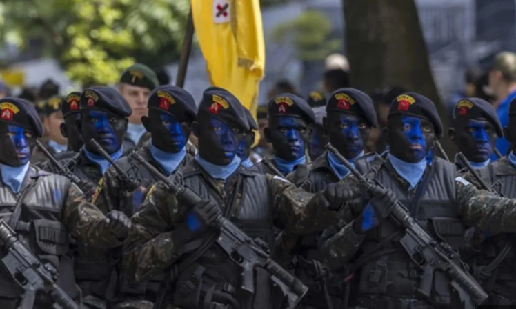 Guatemala blinda con 2.000 soldados la frontera con México